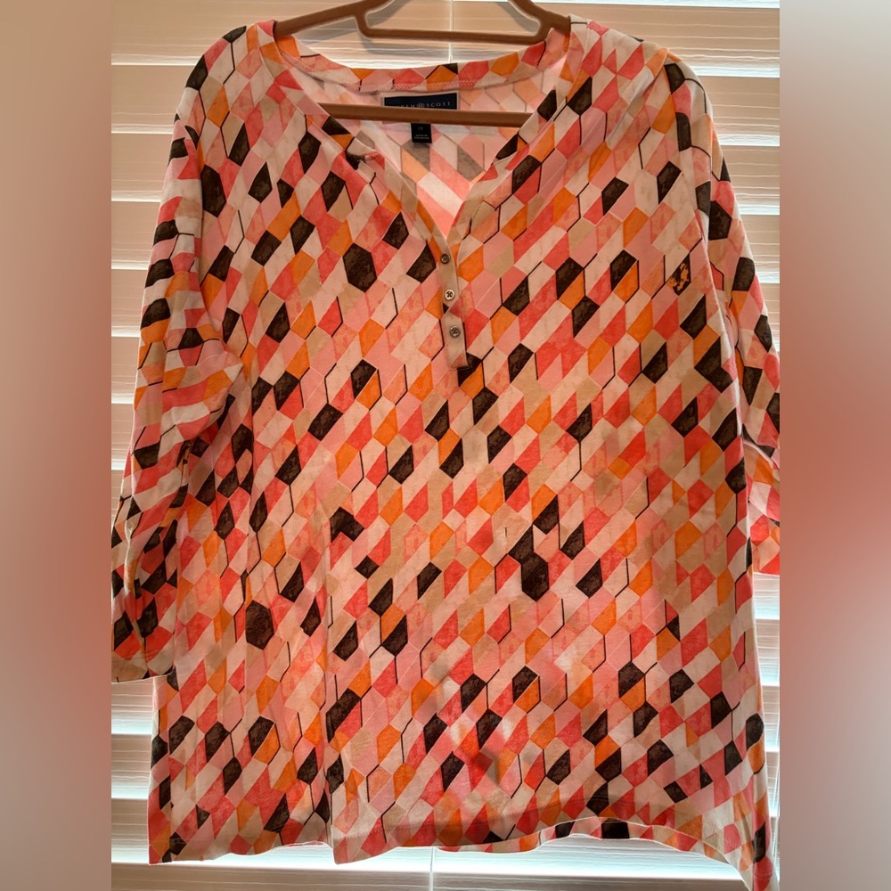 Karen Scott top